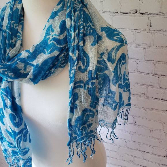 Lightweight Scarf - Picture 5 of 14